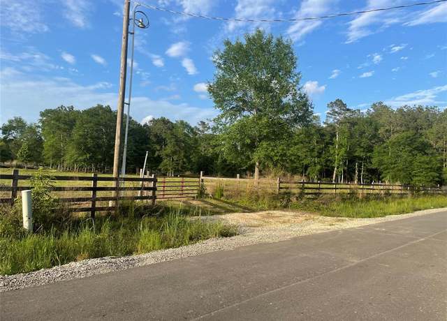 Property at 6635 Brown Rd, Saratoga, TX 77585