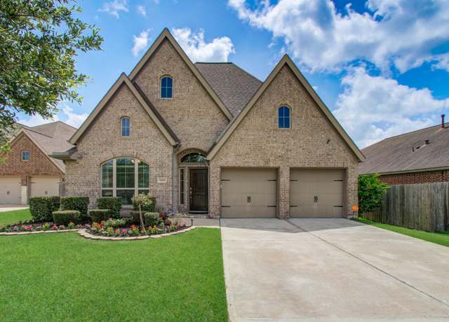 Property at 3605 Dolan Trail Ct, Pearland, TX 77584, 4 beds, 3 baths