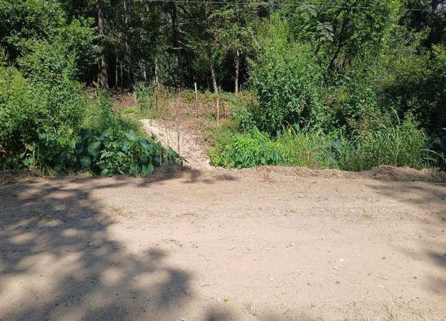 Property at 301 Hensley Ln, Shepherd, TX 77371