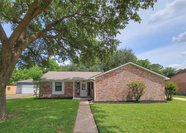 Property at 11634 Chuckson Dr, Houston, TX 77065, 3 beds, 2 baths