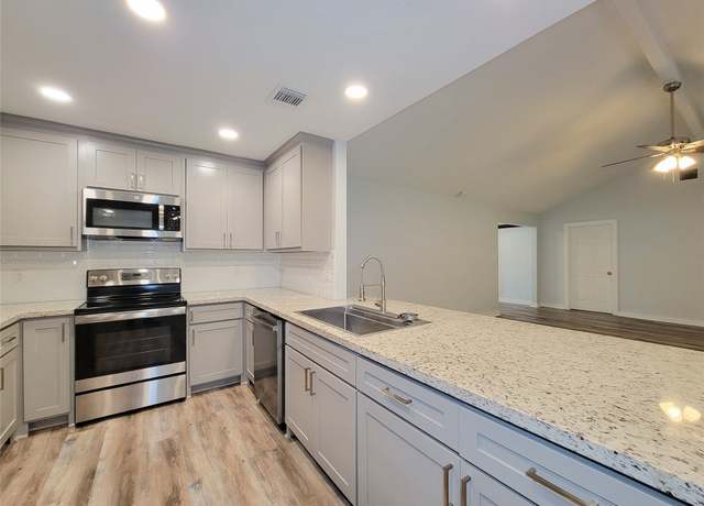 Property at 11634 Chuckson Dr, Houston, TX 77065, 3 beds, 2 baths