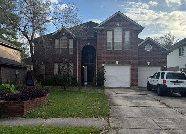Property at 7022 Echo Pines Dr, Humble, TX 77346, 5 beds, 3.5 baths