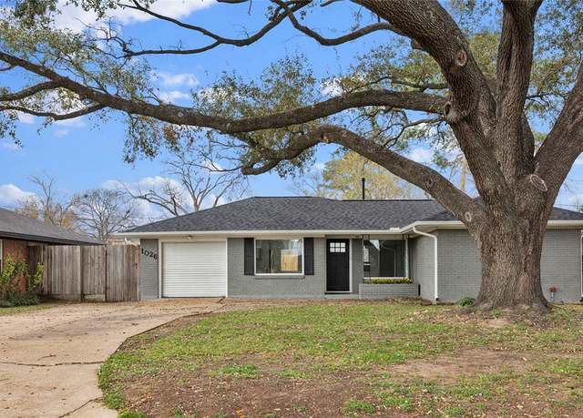 Property at 1026 W 30th St, Houston, TX 77018, 2 beds, 1 bath