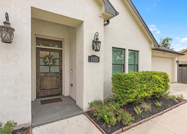 Property at 1935 Pasadena St, Houston, TX 77023, 3 beds, 3 baths