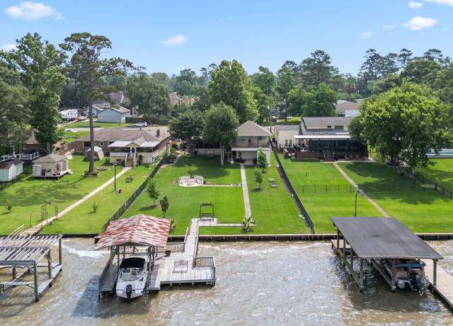 Property at 24031 Glengyle Ct, Houston, TX 77336, 3 beds, 3 baths