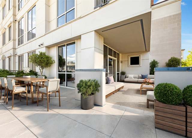 Property at 511 S Post Oak Ln Unit 2B, Houston, TX 77056, 2 beds, 2.5 baths