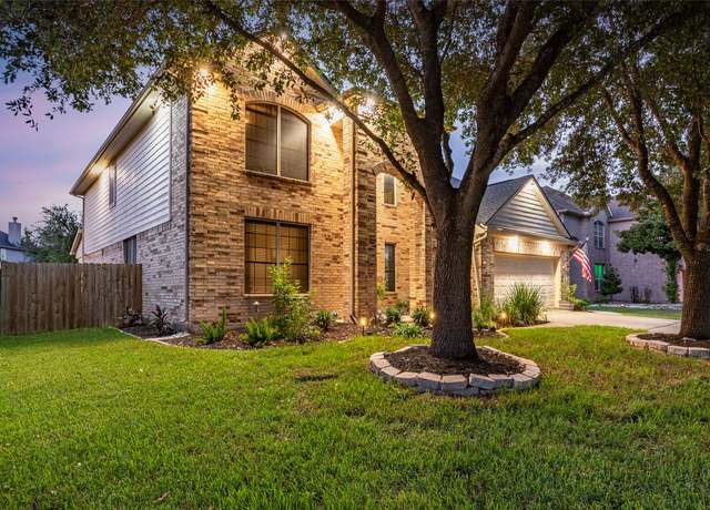 Property at 1725 Cypress Meadows Dr, Dickinson, TX 77539, 5 beds, 2.5 baths