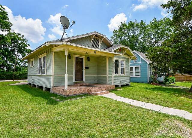 Property at 101 Emerald Ct, Houston, TX 77009, 2 beds, 1 bath