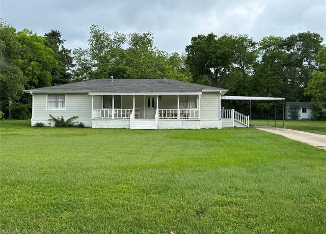 Property at 361 Noble St, Lovelady, TX 75851, 3 beds, 2 baths