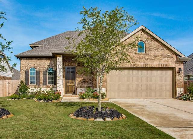 Property at 2203 Opal Field Ln, Rosenberg, TX 77469, 4 beds, 3.5 baths