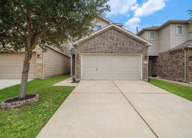 Property at 6710 Sharpstone Creek Ln, Houston, TX 77084, 3 beds, 2.5 baths