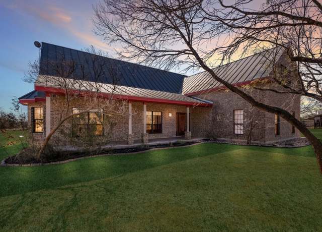 Property at 885 County Road 640, Hondo, TX 78861, 3 beds, 3.5 baths