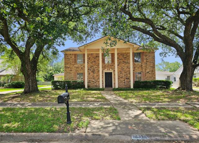 Property at 16438 Glenshannon Dr, Houston, TX 77059, 4 beds, 2.5 baths