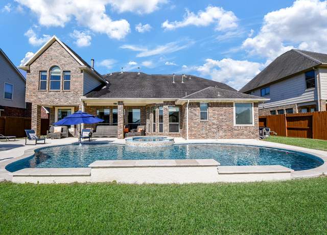 Property at 19707 Mission Pines Ln, Richmond, TX 77407, 4 beds, 3.5 baths