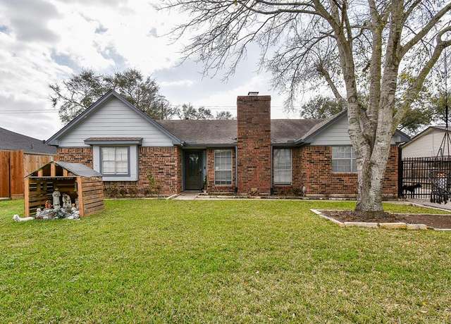 Property at 13134 Frank Ln, Stafford, TX 77477, 4 beds, 2 baths