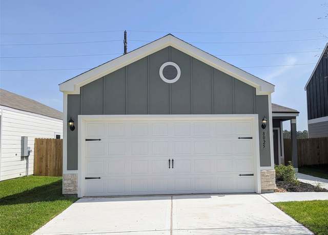 Property at 8025 Alpine Bearberry Dr, Houston, TX 77016, 3 beds, 2 baths