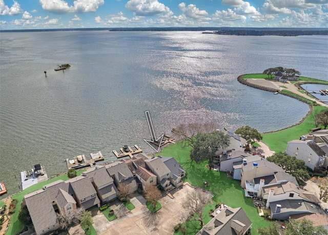 Property at 2109 Gunwale Cir, Willis, TX 77318, 3 beds, 2 baths
