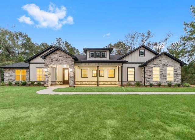 Property at 28200 E Stallion Ln, Waller, TX 77484, 3 beds, 2.5 baths