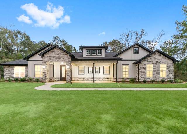 Property at 28200 E Stallion Ln, Waller, TX 77484, 3 beds, 2.5 baths