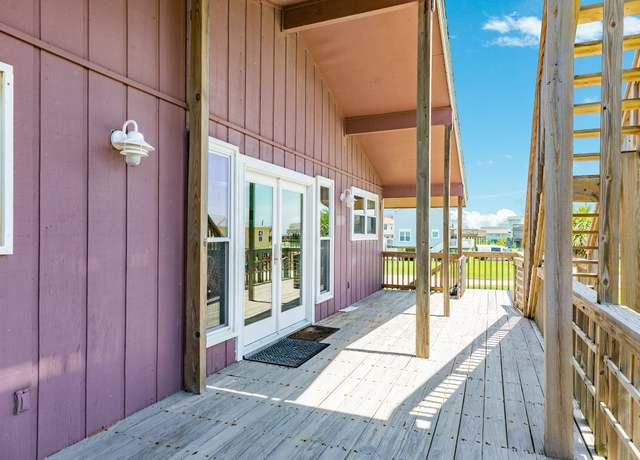 Property at 16716 Jamaica Beach Rd, Jamaica Beach, TX 77554, 3 beds, 2 baths