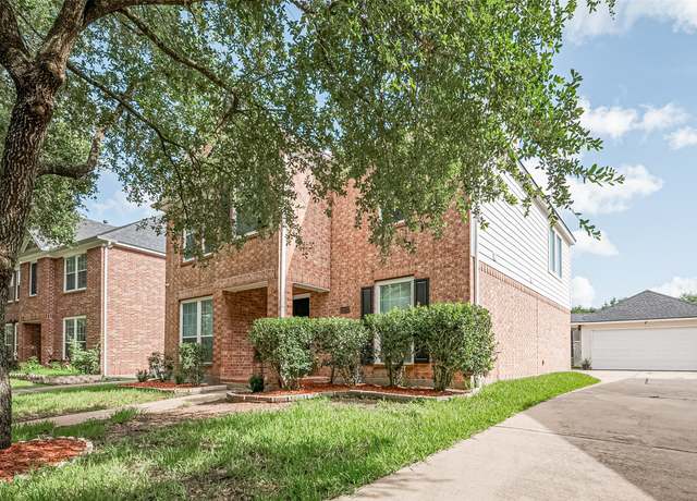 Property at 14212 Rocky Briar Ln, Rosharon, TX 77583, 3 beds, 2.5 baths