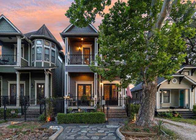 Property at 414 E 28th St, Houston, TX 77008, 3 beds, 2.5 baths