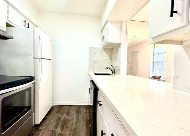Property at 9005 Gaylord St #20, Houston, TX 77024, 1 bed, 1 bath