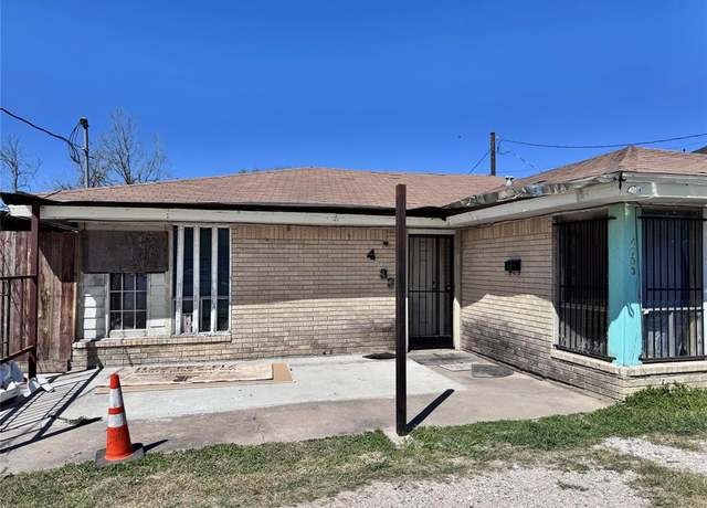 Property at 4733 Reed Rd, Houston, TX 77033, 3 beds, 2 baths