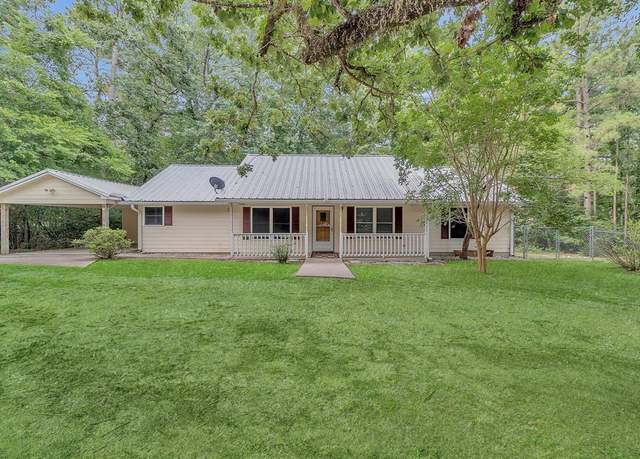Property at 123 Sea Gull Dr, Livingston, TX 77351, 3 beds, 2 baths