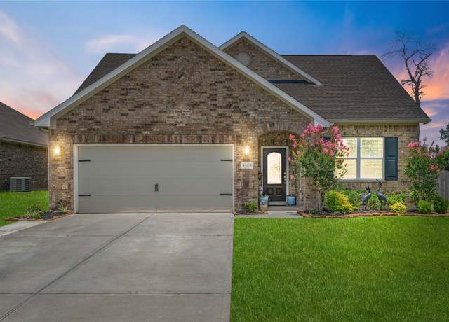 Property at 19075 Minero Ln, Montgomery, TX 77356, 3 beds, 2 baths