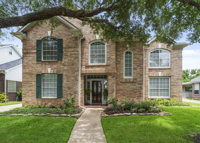 Property at 8522 Hillsboro Pl, Sugar Land, TX 77479, 5 beds, 3 baths