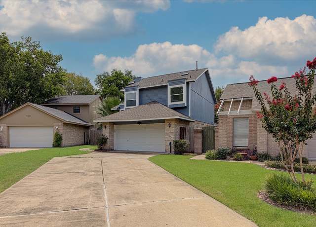 Property at 12419 Truesdell Dr, Houston, TX 77071, 3 beds, 2.5 baths