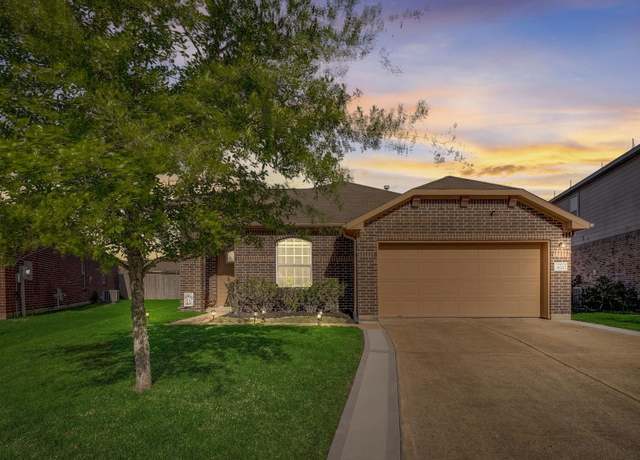 Property at 3122 Lodgemist Ln, Dickinson, TX 77539, 4 beds, 2 baths