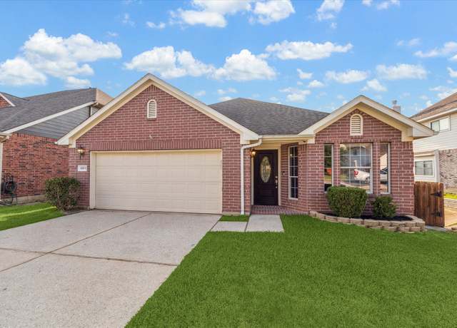 Property at 8013 N Tarrytown Crossing Dr, Conroe, TX 77304, 4 beds, 2 baths