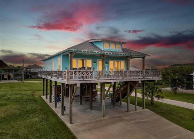 Property at 879 Wommack, Crystal Beach, TX 77650, 5 beds, 3.5 baths