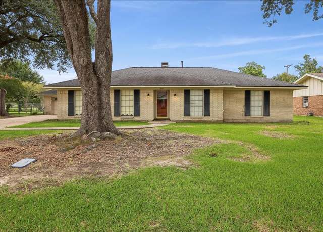 Property at 2012 Melwood, Orange, TX 77630, 3 beds, 2 baths