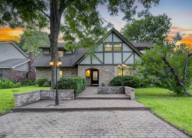 Property at 10902 Overbrook Ln, Houston, TX 77042, 4 beds, 2.5 baths
