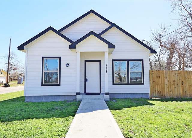 Property at 1101 Johnson St, Baytown, TX 77520, 4 beds, 2 baths