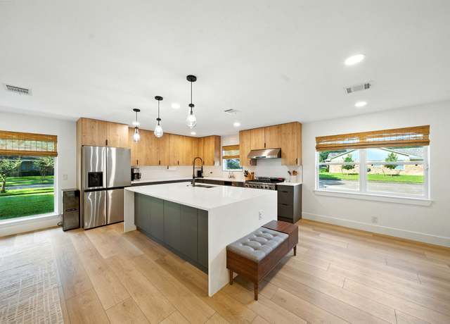 Property at 5438 Grape St, Houston, TX 77096, 4 beds, 2.5 baths