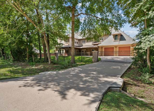 Property at 2401 Conastoga Ct, Conroe, TX 77384, 6 beds, 3.5 baths