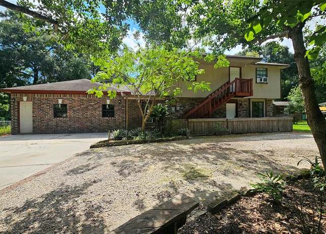 Property at 19639 Maple Ln, New Caney, TX 77357, 3 beds, 1.5 baths