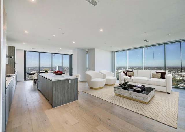 Property at 1711 Allen Pkwy #2301, Houston, TX 77019, 3 beds, 2.5 baths