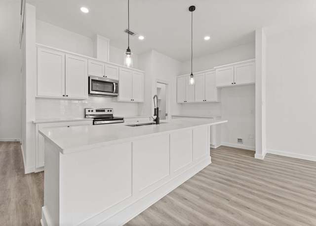 Property at 256 Capetown Way, Conroe, TX 77356, 3 beds, 3 baths