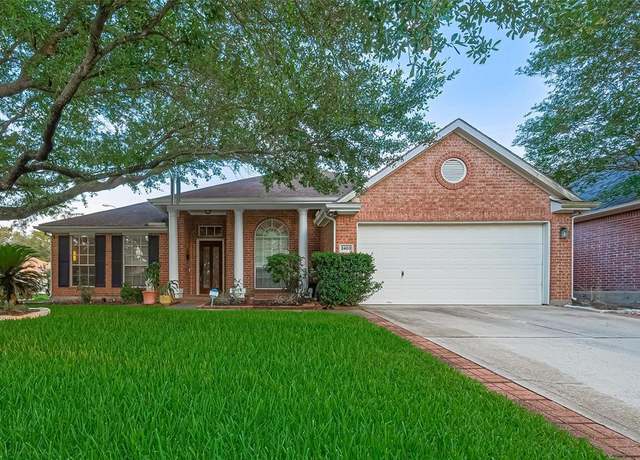 Property at 2403 Crescent Hollow Ct, Spring, TX 77388, 4 beds, 2 baths