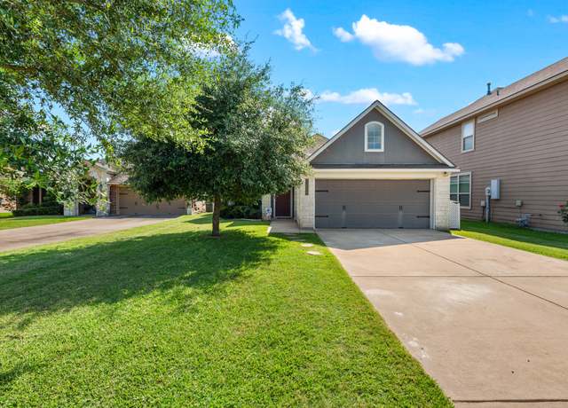 Property at 1018 Venice Dr, Bryan, TX 77808, 3 beds, 2 baths