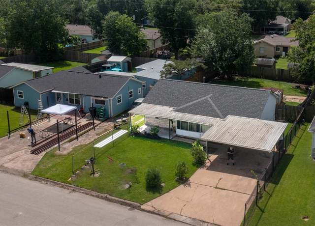 Property at 907 Axilda St, Houston, TX 77017, 3 beds, 1 bath