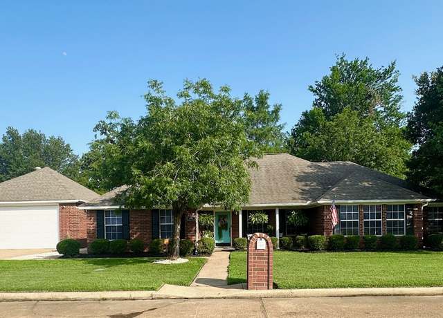 Property at 1308 Hagan St, Crockett, TX 75835, 3 beds, 2 baths