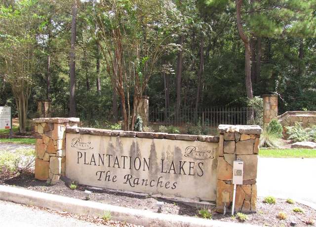 Property at 31941 Stonebridge Pkwy, Waller, TX 77484