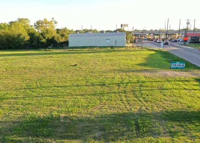 Property at 2225 Lake Rd, La Marque, TX 77568