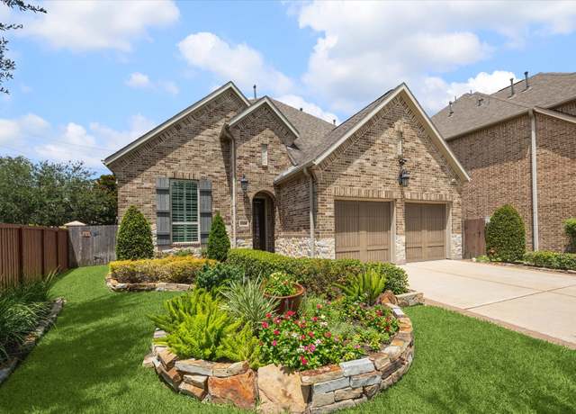 Property at 13216 Stoneleigh Terrace Dr, Houston, TX 77077, 4 beds, 4.5 baths